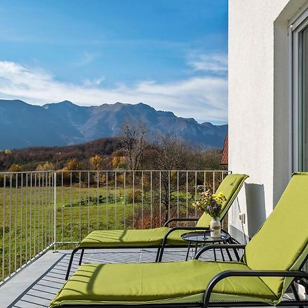 Velebit Lodge Lovinac  Bagian luar foto